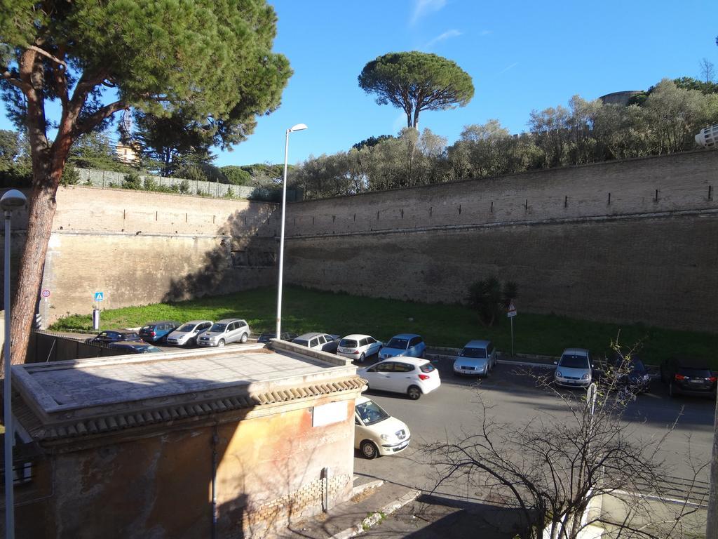 Vatican Suites Happy Holidays Rom Zimmer foto
